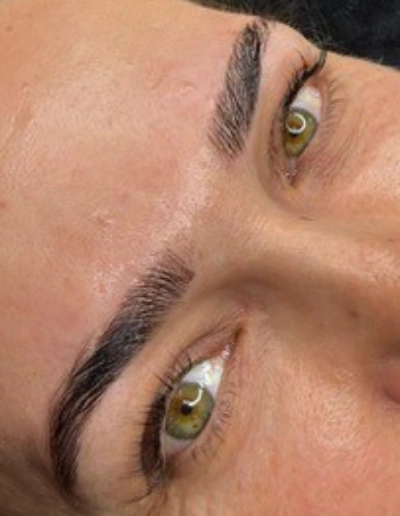Brow Lifting bei Vanea Beauty in Traunwalchen